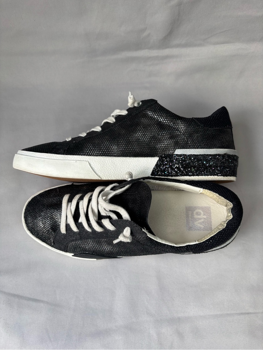 Dolce Vita Black and White Glitter Accent Sneakers Size 9